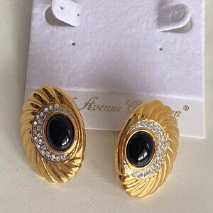 Vintage Style Black Onyx Crystal Pierced Gold Earrings​​
